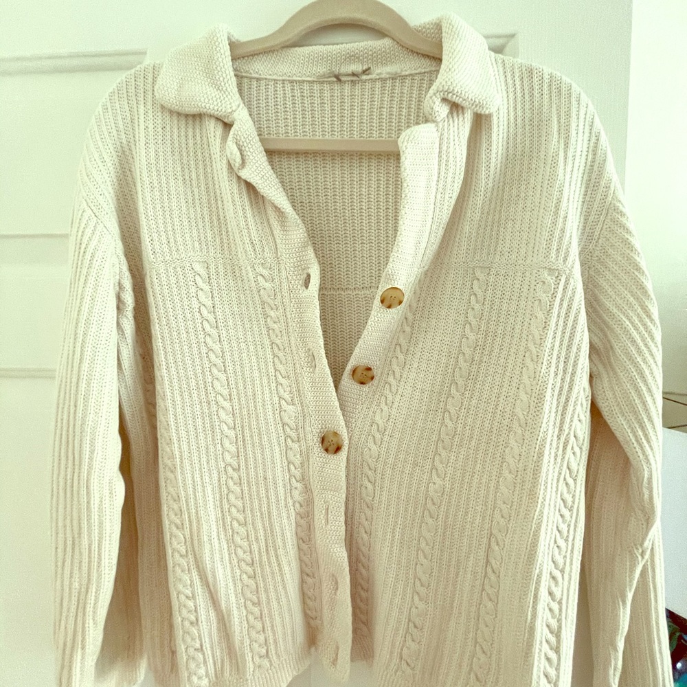 Vintage cable knit sweater